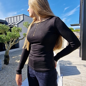 GRACE AND MILA STANLEY<br>NOIR