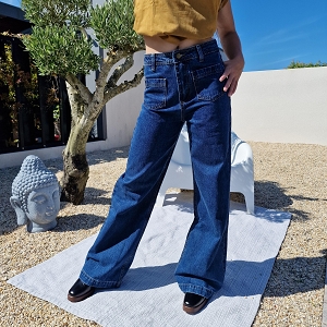 GRACE AND MILA JACOB<br>BLEU JEANS