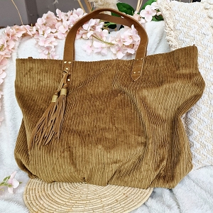 MILA LOUISE NICOLE VFR<br>VERT